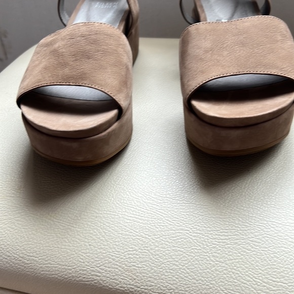 EILEEN FISHER "JASPER NUBUCK" PLATFORM LEATHER SANDALS SIZE 9 - Picture 15 of 16